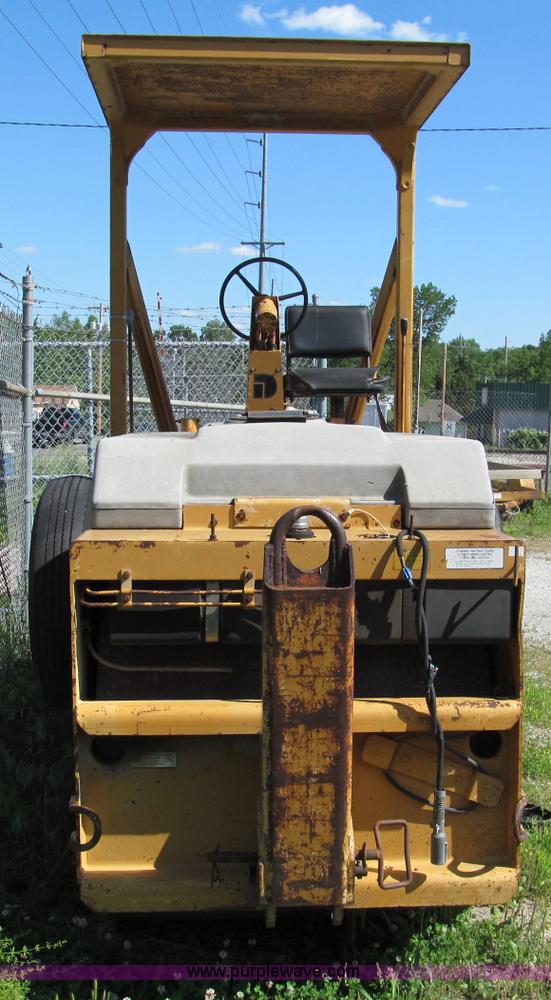 image for item C2135 Dresser 54-6B roller