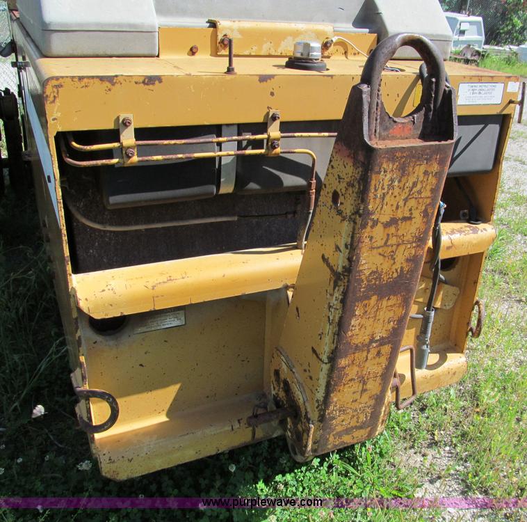 image for item C2135 Dresser 54-6B roller