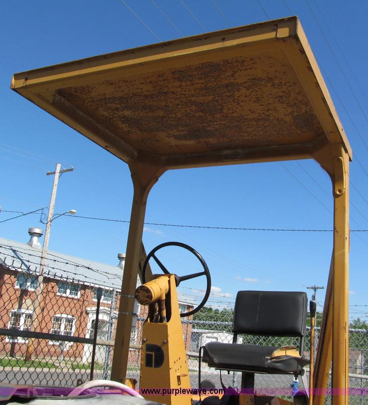 image for item C2135 Dresser 54-6B roller