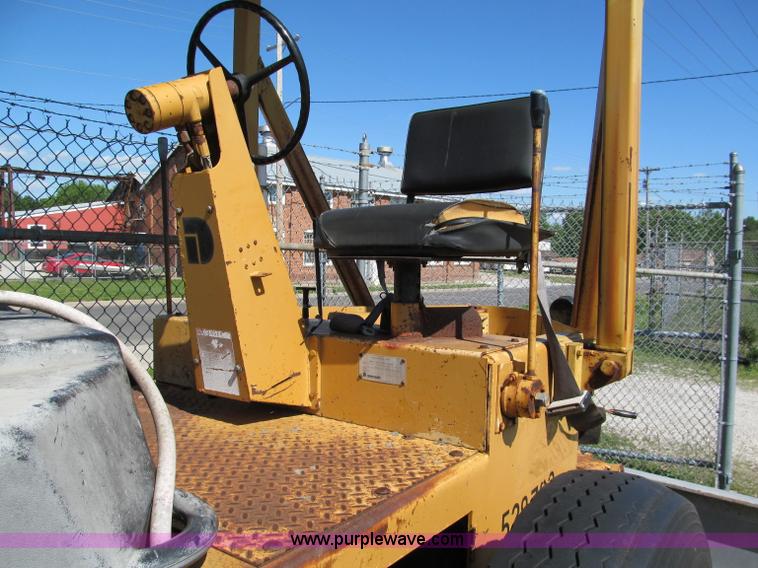 image for item C2135 Dresser 54-6B roller