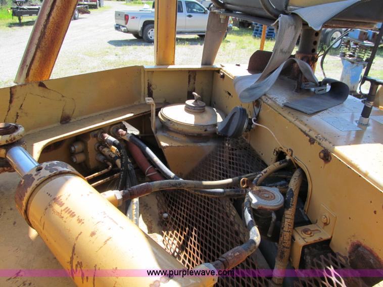 image for item C2135 Dresser 54-6B roller