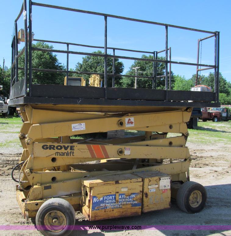 image for item C2143 Grove 3270 electric scissor lift