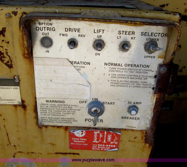 image for item C2143 Grove 3270 electric scissor lift