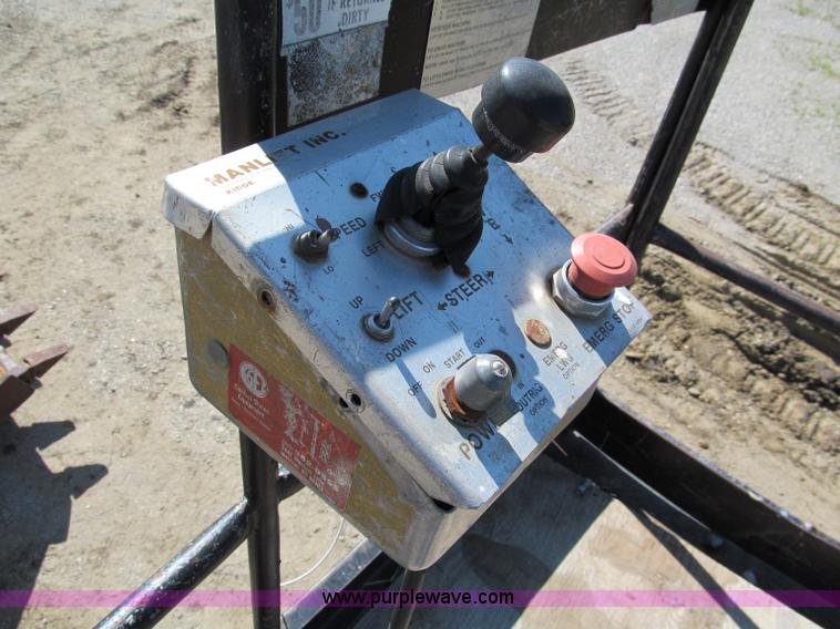 image for item C2143 Grove 3270 electric scissor lift