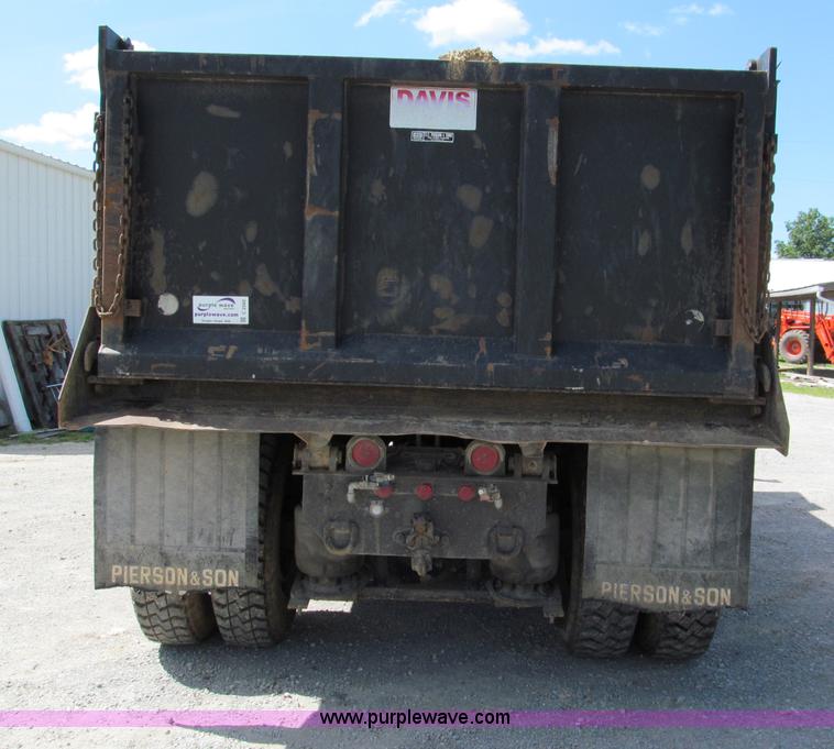 image for item C2502 1994 Ford Aero Max L9000 dump truck