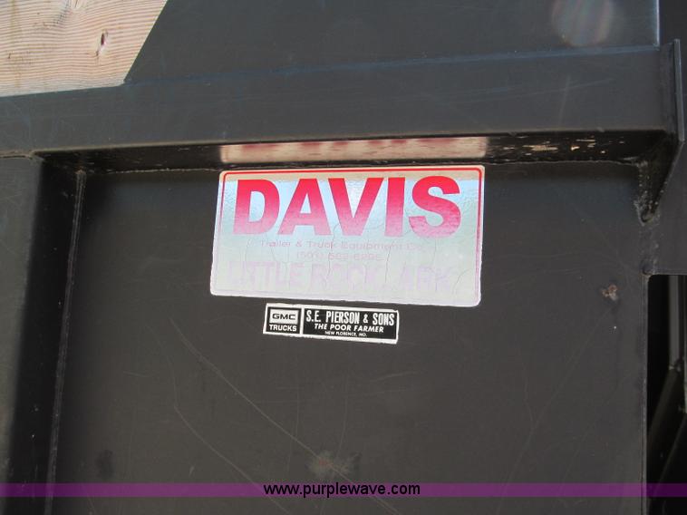 image for item C2502 1994 Ford Aero Max L9000 dump truck