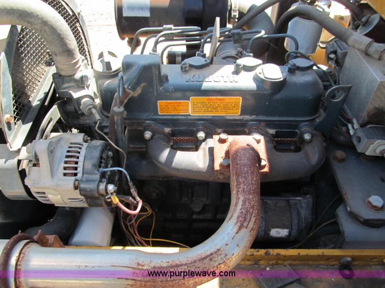 image for item C2503 Corniver CT40S articulating vibratory pad foot roller