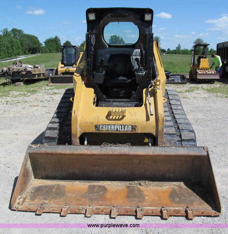image for item C2504 2008 Caterpillar 279C track skid steer