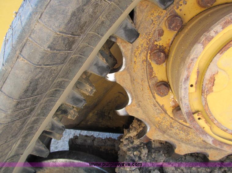 image for item C2504 2008 Caterpillar 279C track skid steer