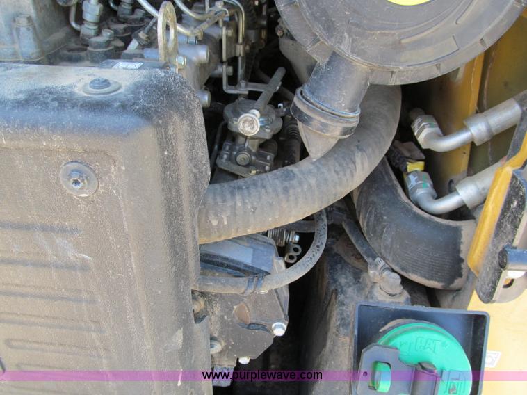 image for item C2504 2008 Caterpillar 279C track skid steer