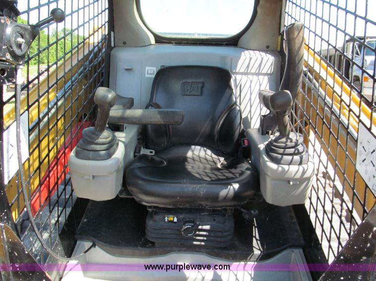 image for item C2504 2008 Caterpillar 279C track skid steer