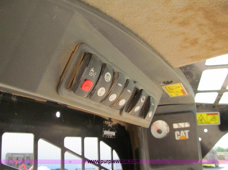image for item C2504 2008 Caterpillar 279C track skid steer