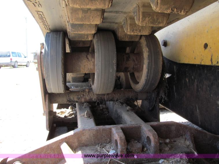 image for item C2506 2005 Caterpillar 267B track skid steer