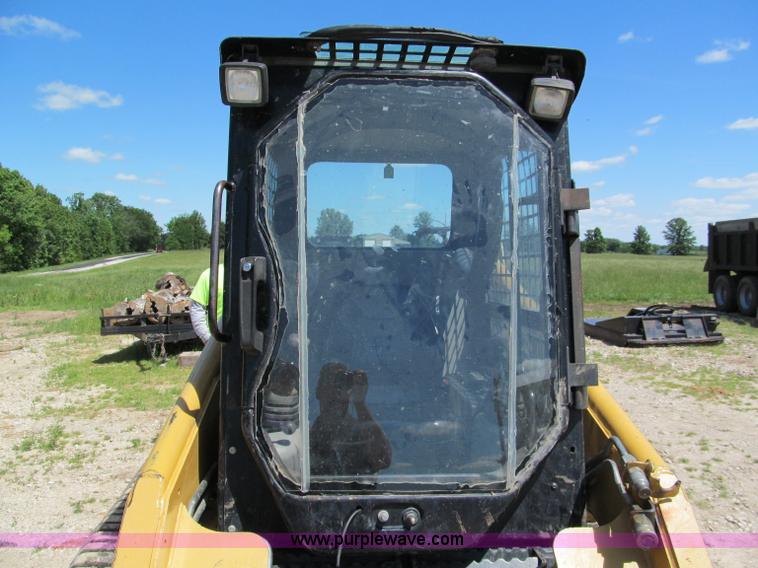 image for item C2506 2005 Caterpillar 267B track skid steer