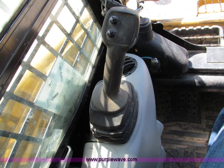 image for item C2506 2005 Caterpillar 267B track skid steer