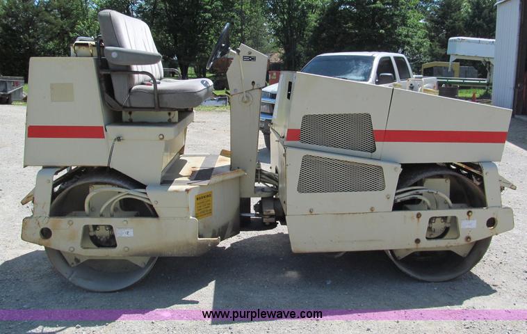 image for item C2507 1987 Rexworks SP400 vibratory articulating double drum roller