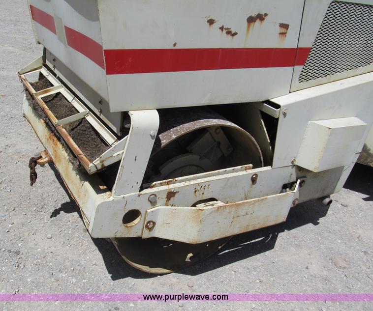 image for item C2507 1987 Rexworks SP400 vibratory articulating double drum roller