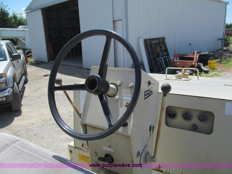 image for item C2507 1987 Rexworks SP400 vibratory articulating double drum roller