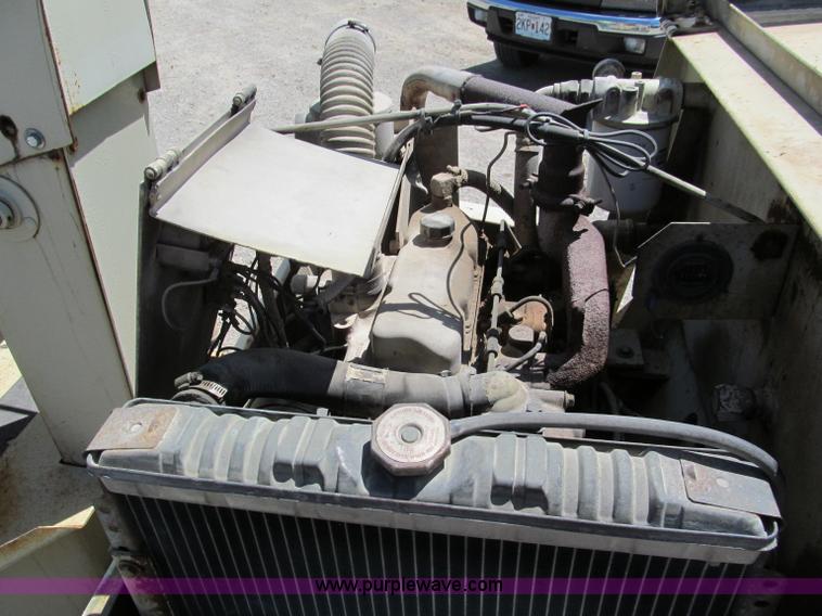 image for item C2507 1987 Rexworks SP400 vibratory articulating double drum roller