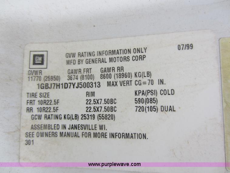 image for item C5487 2000 Chevrolet C6500 dump truck