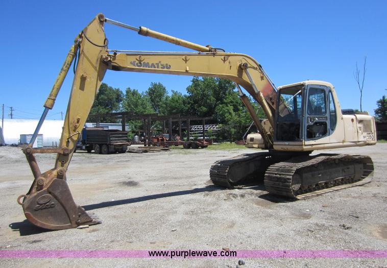 image for item C5500 Komatsu PC200-6 excavator