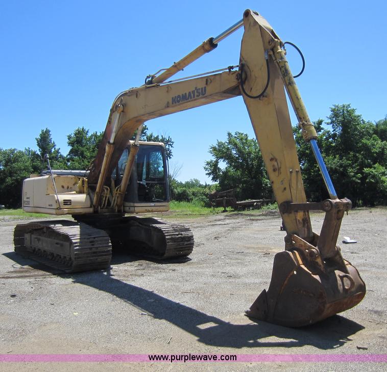 image for item C5500 Komatsu PC200-6 excavator