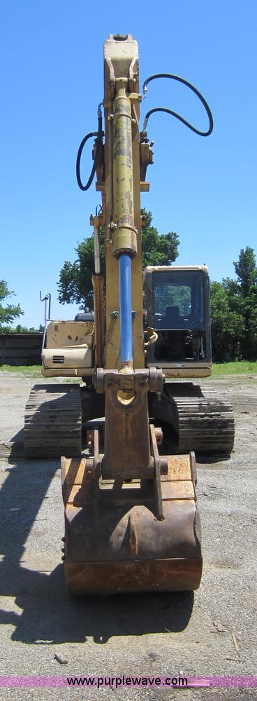 image for item C5500 Komatsu PC200-6 excavator