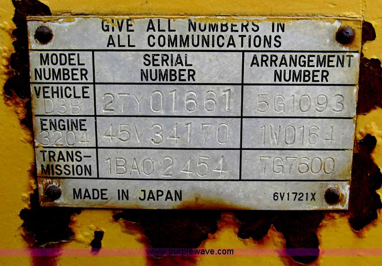 image for item D3164 1983 Caterpillar D3B dozer