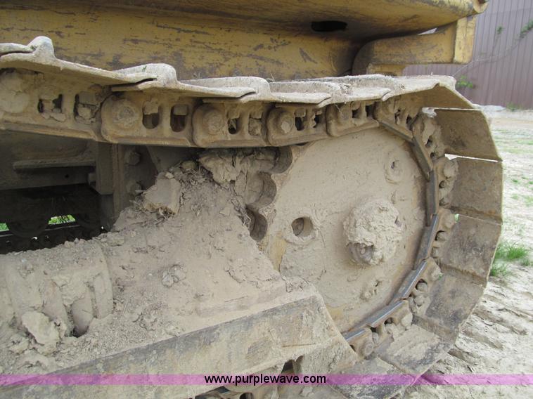 image for item D3164 1983 Caterpillar D3B dozer