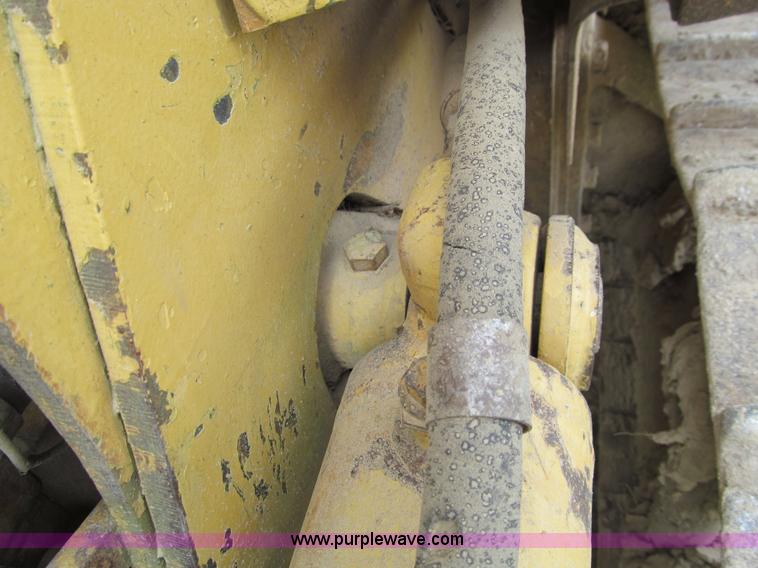 image for item D3164 1983 Caterpillar D3B dozer
