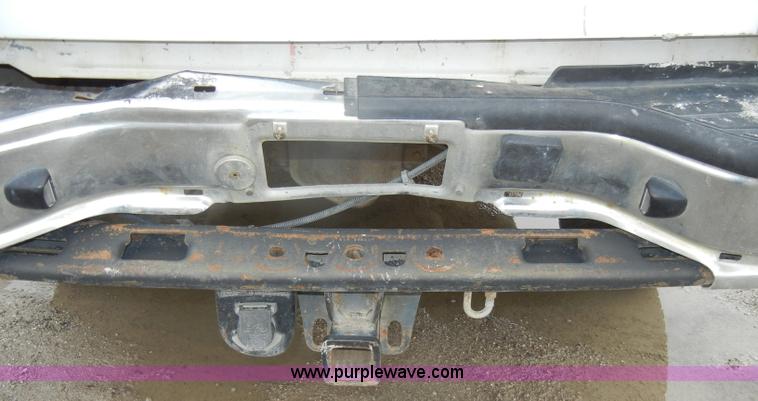 image for item D4053 2002 Chevrolet 2500 HD Silverado pickup truck