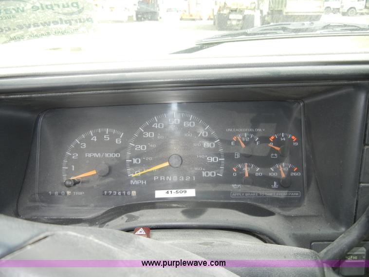 image for item D4054 1998 Chevrolet 2500 Cheyenne pickup truck