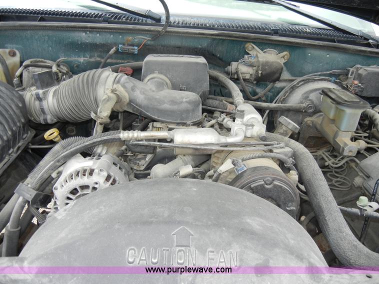 image for item D4054 1998 Chevrolet 2500 Cheyenne pickup truck