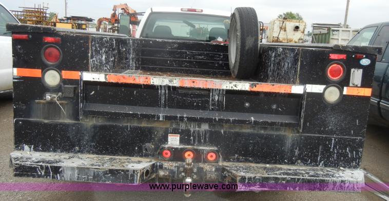 image for item D4055 2001 Chevrolet 3500 Silverado utility truck