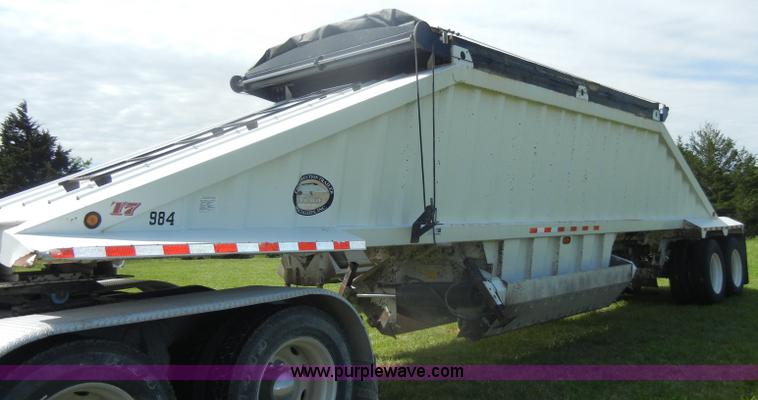 image for item D4076 2006 CTS BDT-40 40' pack mule trailer