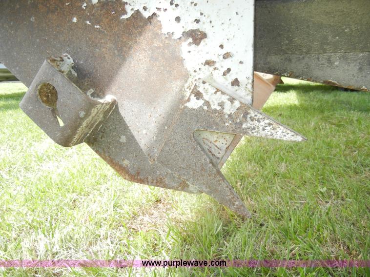 image for item D4076 2006 CTS BDT-40 40' pack mule trailer