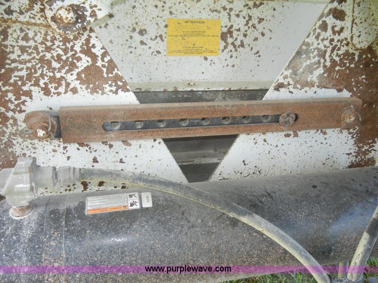 image for item D4076 2006 CTS BDT-40 40' pack mule trailer