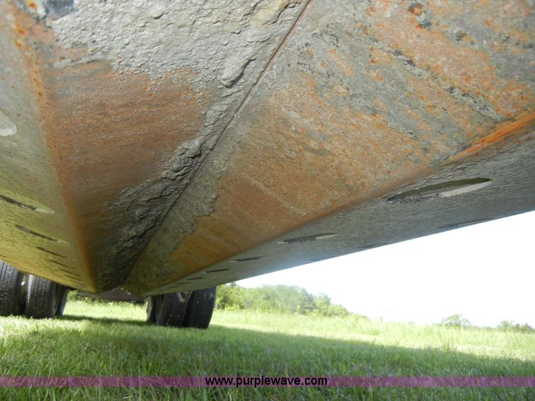 image for item D4076 2006 CTS BDT-40 40' pack mule trailer