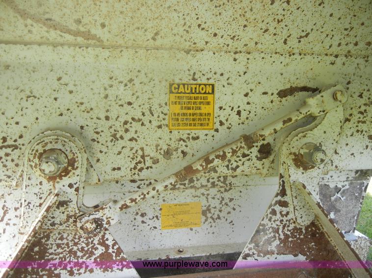 image for item D4076 2006 CTS BDT-40 40' pack mule trailer