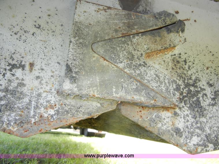 image for item D4076 2006 CTS BDT-40 40' pack mule trailer