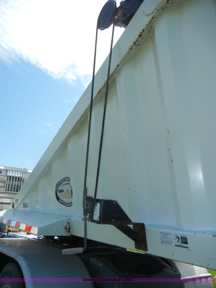 image for item D4076 2006 CTS BDT-40 40' pack mule trailer