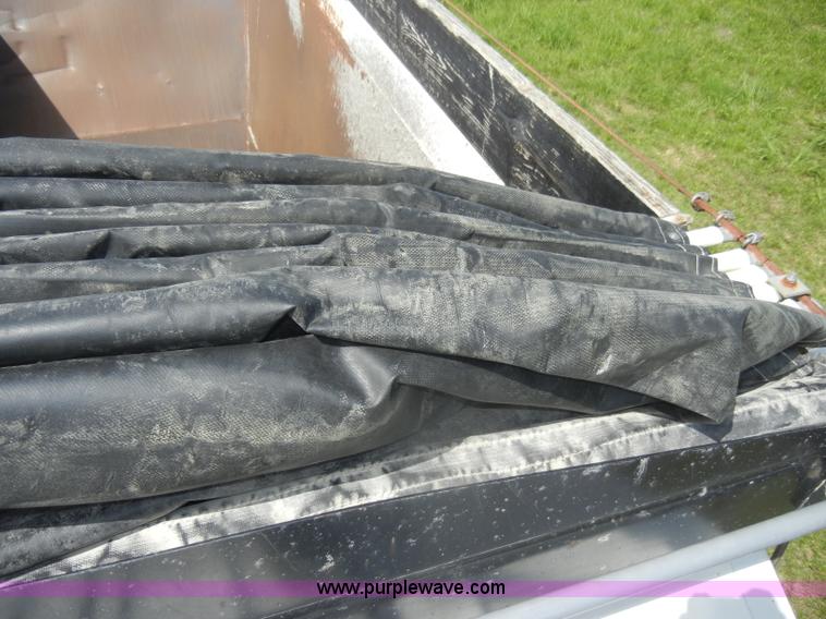 image for item D4076 2006 CTS BDT-40 40' pack mule trailer