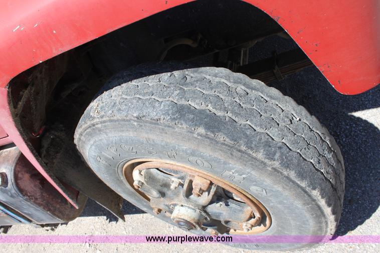 image for item D7806 1988 International F1954 dump truck