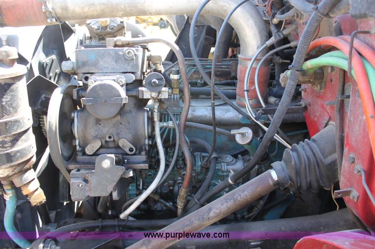 image for item D7807 1990 International 4900 dump truck