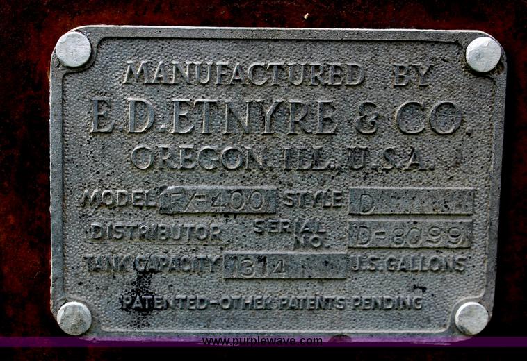 image for item D7894 1970 GMC 6500 asphalt oil distributor truck