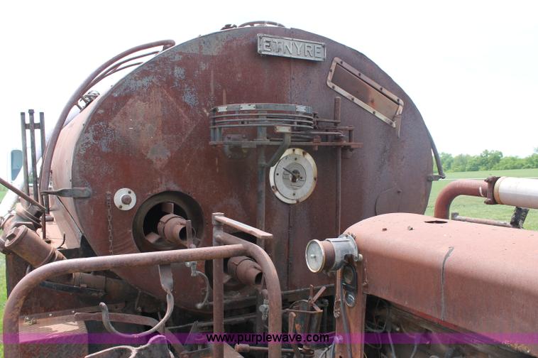 image for item D7894 1970 GMC 6500 asphalt oil distributor truck