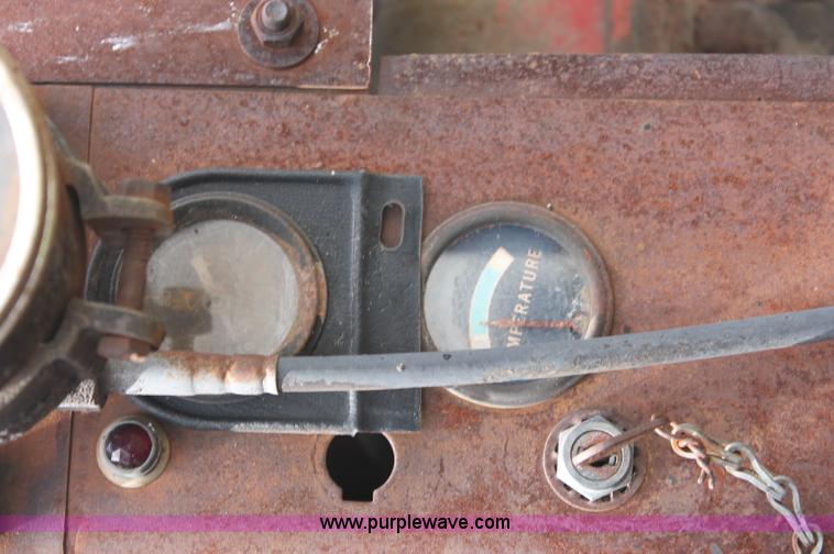 image for item D7894 1970 GMC 6500 asphalt oil distributor truck