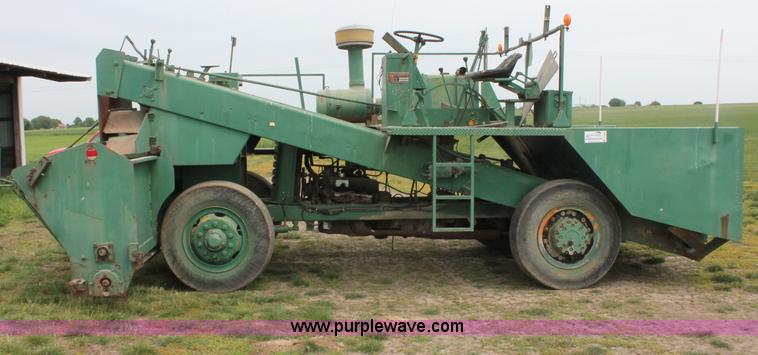 image for item D7895 Koehring K chip spreader