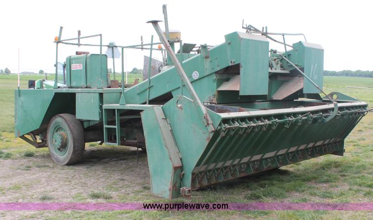 image for item D7895 Koehring K chip spreader