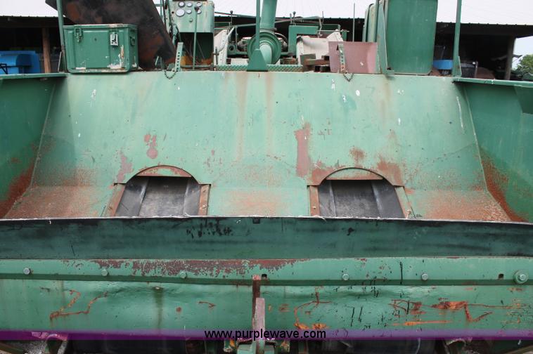 image for item D7895 Koehring K chip spreader